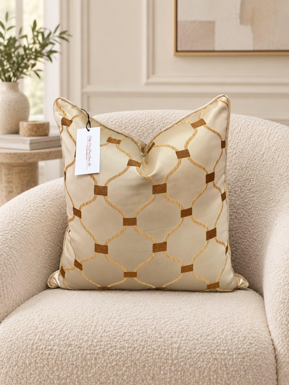 Pretty Fixx Plush And Durable Throw Pillow