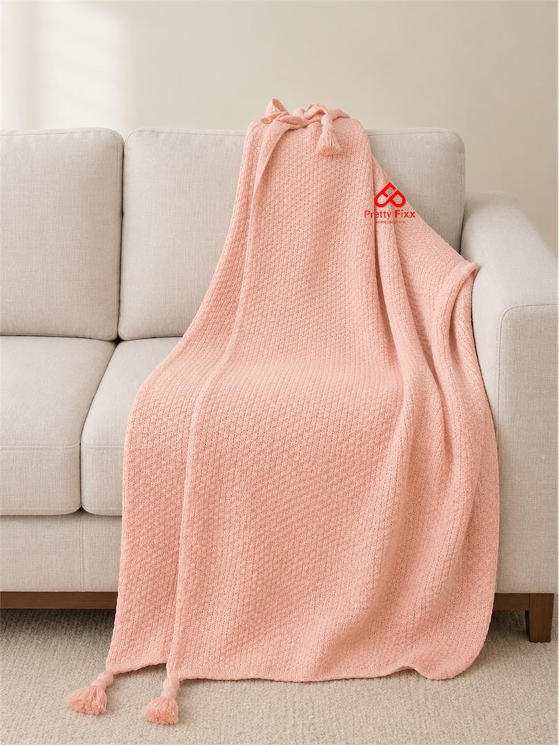 THROW BLANKET